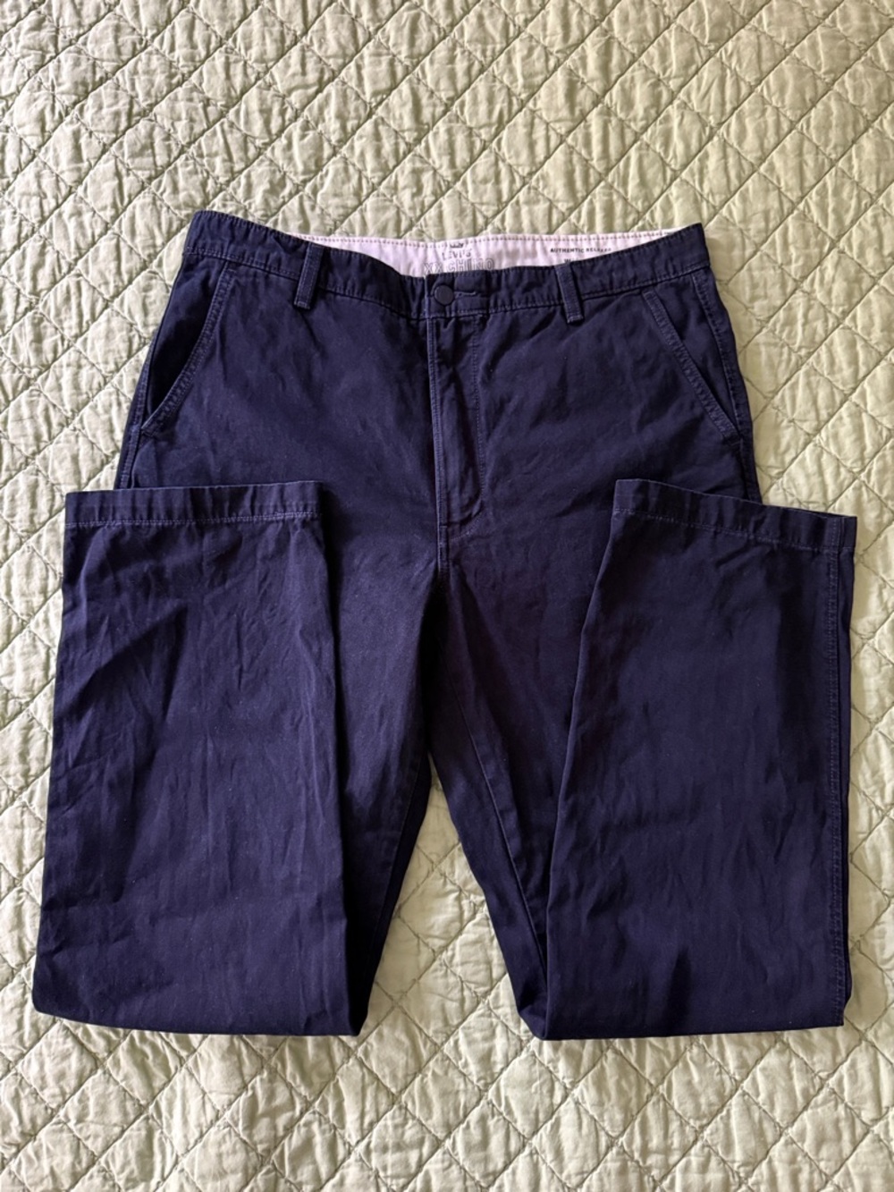 Levi’s XX Chino in Navy